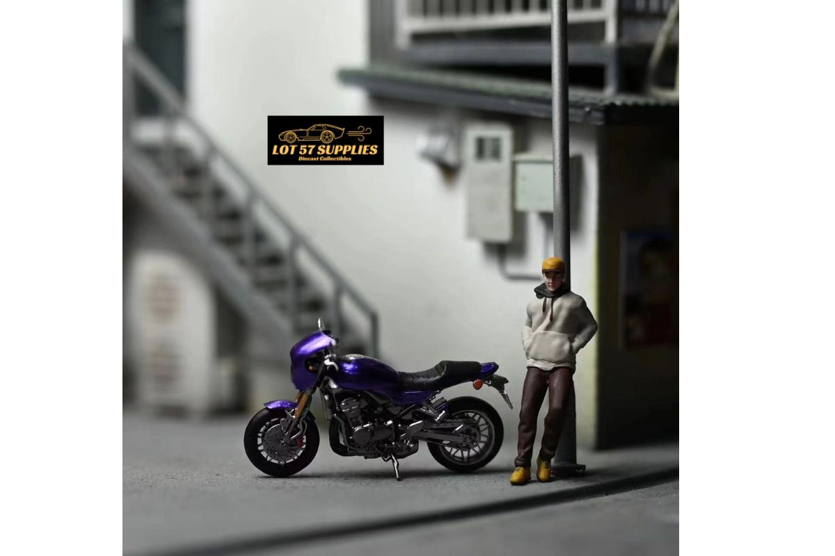 EHC Model Figure Set 2019 Kawasaki z900rs With Boy Figure 1:64 (resin)-2